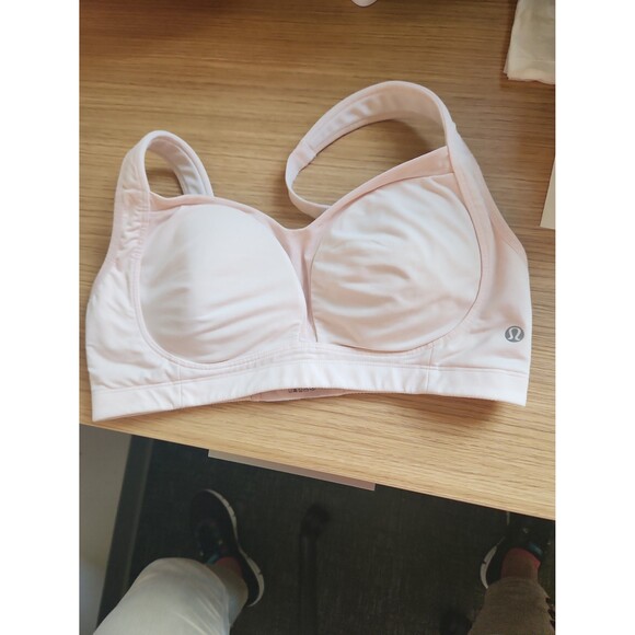 Lulemon Blush Pink Sports Bra w/ Back Closures Size 34DD - Picture 1 of 9